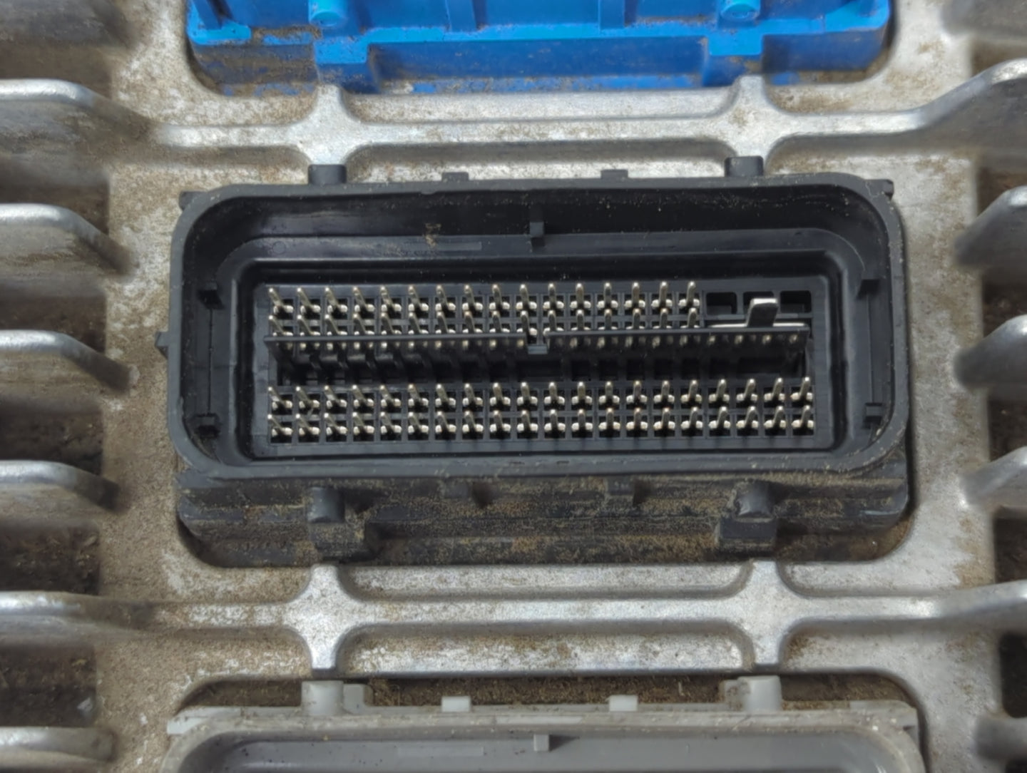 2013-2016 Chevrolet Equinox PCM Engine Control Computer ECU ECM PCU OEM P/N:12651807 Fits Fits 2013 2014 2015 2016 OEM Used 