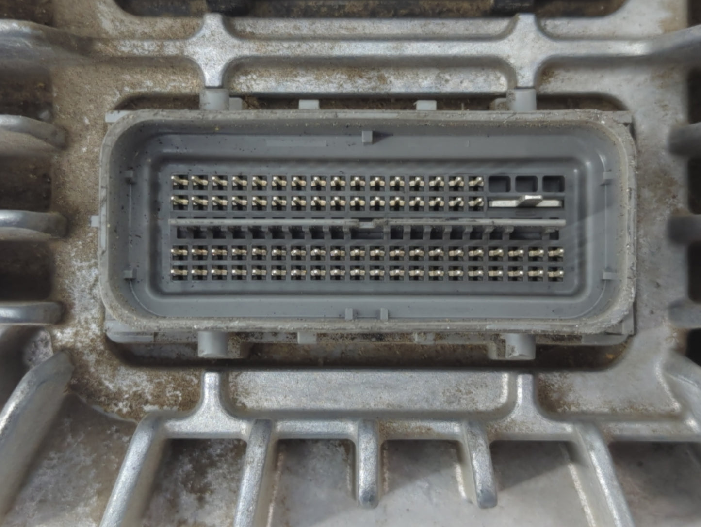 2013-2016 Chevrolet Equinox PCM Engine Control Computer ECU ECM PCU OEM P/N:12651807 Fits Fits 2013 2014 2015 2016 OEM Used 