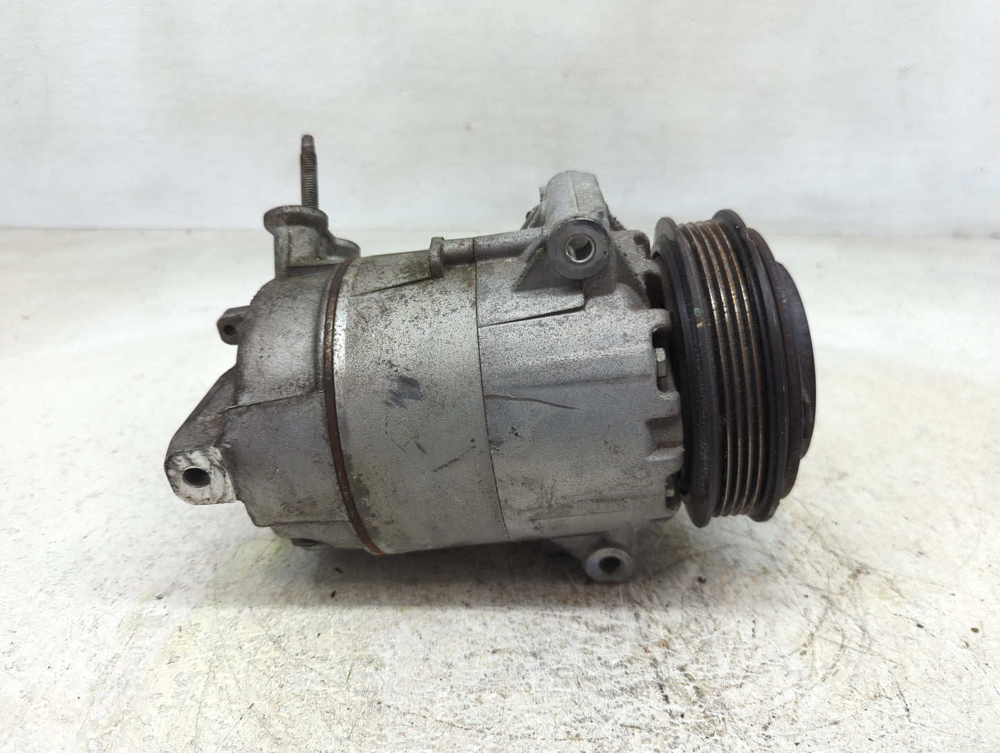 2015-2017 Chevrolet Equinox Air Conditioning A/c Ac Compressor Oem - Oemusedautoparts1.com
