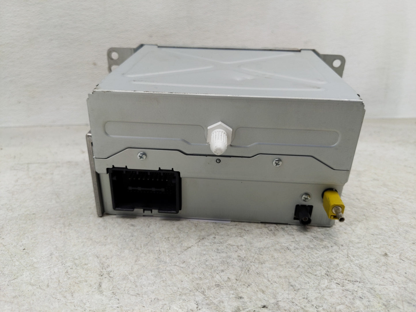 2012-2015 Chevrolet Equinox Radio AM FM Cd Player Receiver Replacement P/N:22976137 Fits Fits 2012 2013 2014 2015 OEM Used A