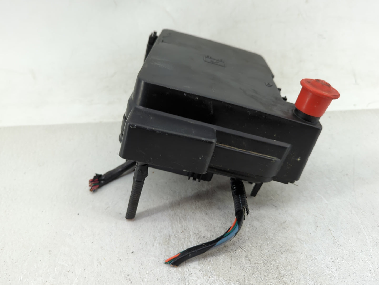 2013-2016 Chevrolet Equinox Fusebox Fuse Box Panel Relay Module Fits Fits 2013 2014 2015 2016 OEM Used Auto Parts - Oemuseda