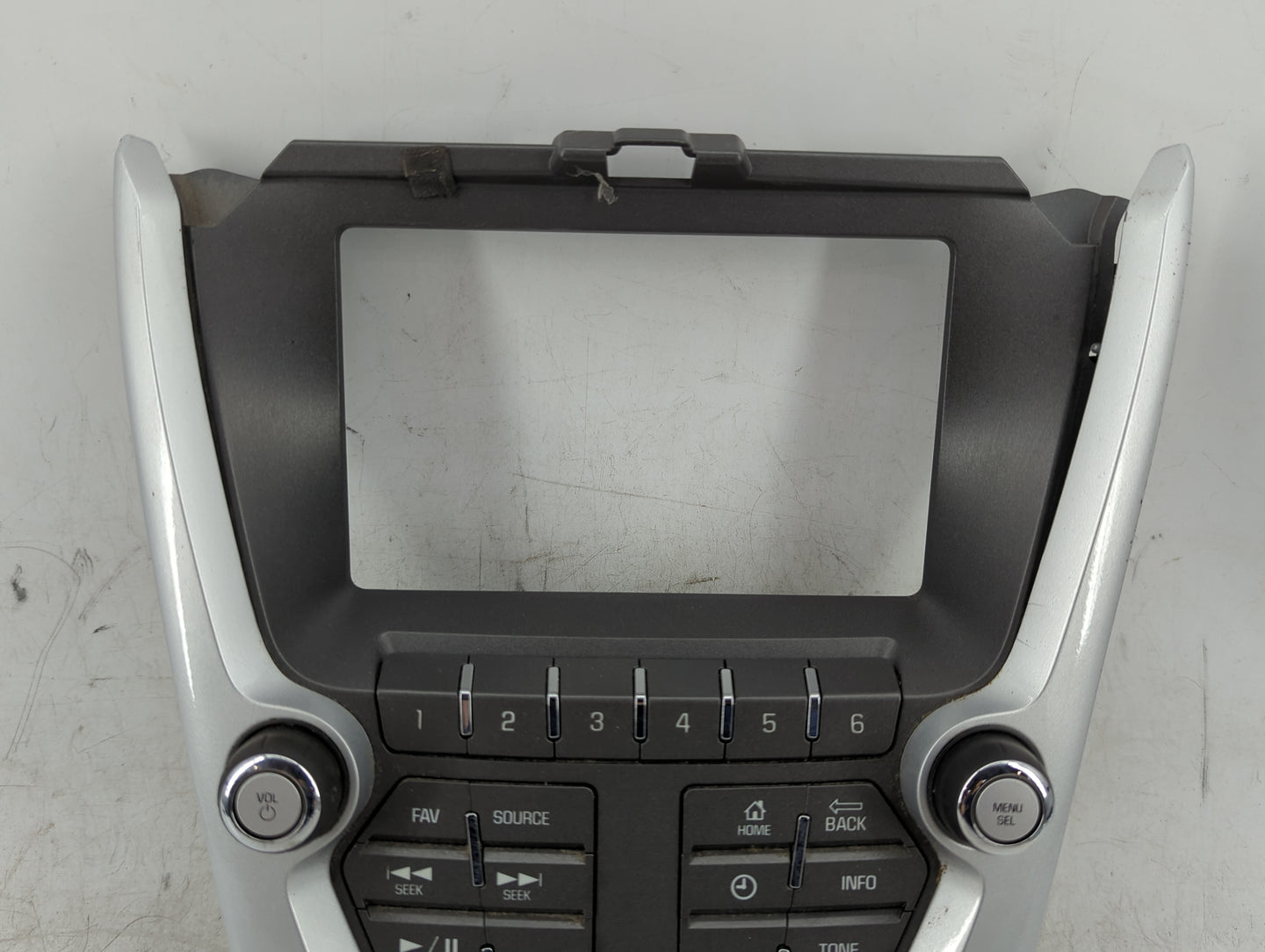 2012-2015 Chevrolet Equinox Radio Control Panel Silver - Oemusedautoparts1.com