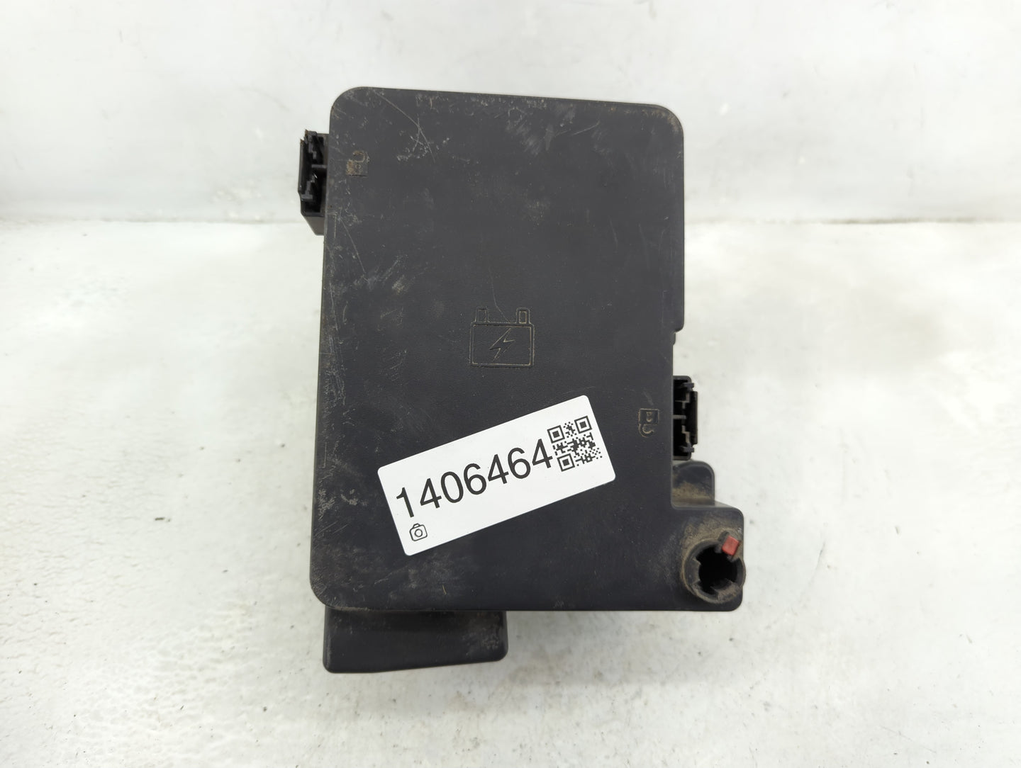 2013-2016 Chevrolet Equinox Fusebox Fuse Box Panel Relay Module P/N:22922727 Fits Fits 2013 2014 2015 2016 OEM Used Auto Par