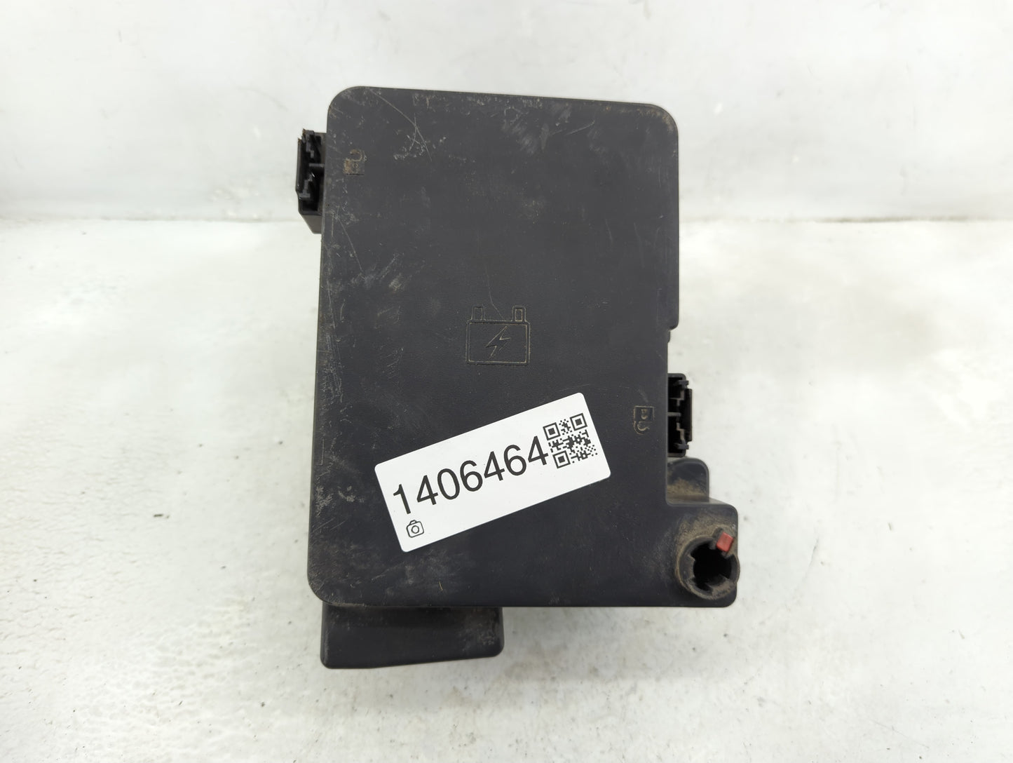 2013-2016 Chevrolet Equinox Fusebox Fuse Box Panel Relay Module P/N:22922727 Fits Fits 2013 2014 2015 2016 OEM Used Auto Par