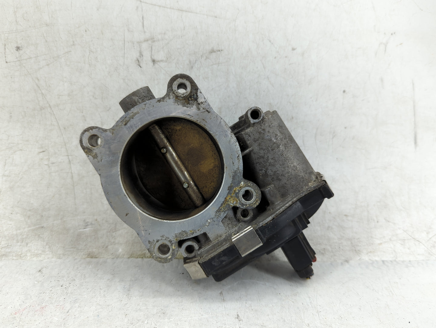 2012-2015 Chevrolet Equinox Throttle Body P/N:12632101CA Fits Fits 2012 2013 2014 2015 OEM Used Auto Parts - Oemusedautopart