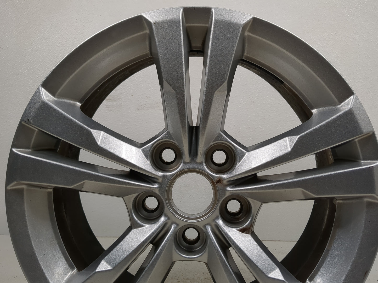 2010-2017 Chevrolet Equinox Oem Wheel Rim 1410500 - Oemusedautoparts1.com