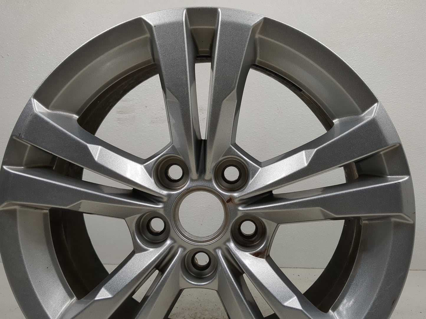 2010-2017 Chevrolet Equinox Oem Wheel Rim 1410500 - Oemusedautoparts1.com