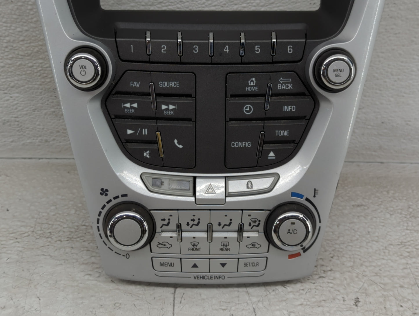 2015 Chevrolet Equinox Radio Control Panel - Oemusedautoparts1.com