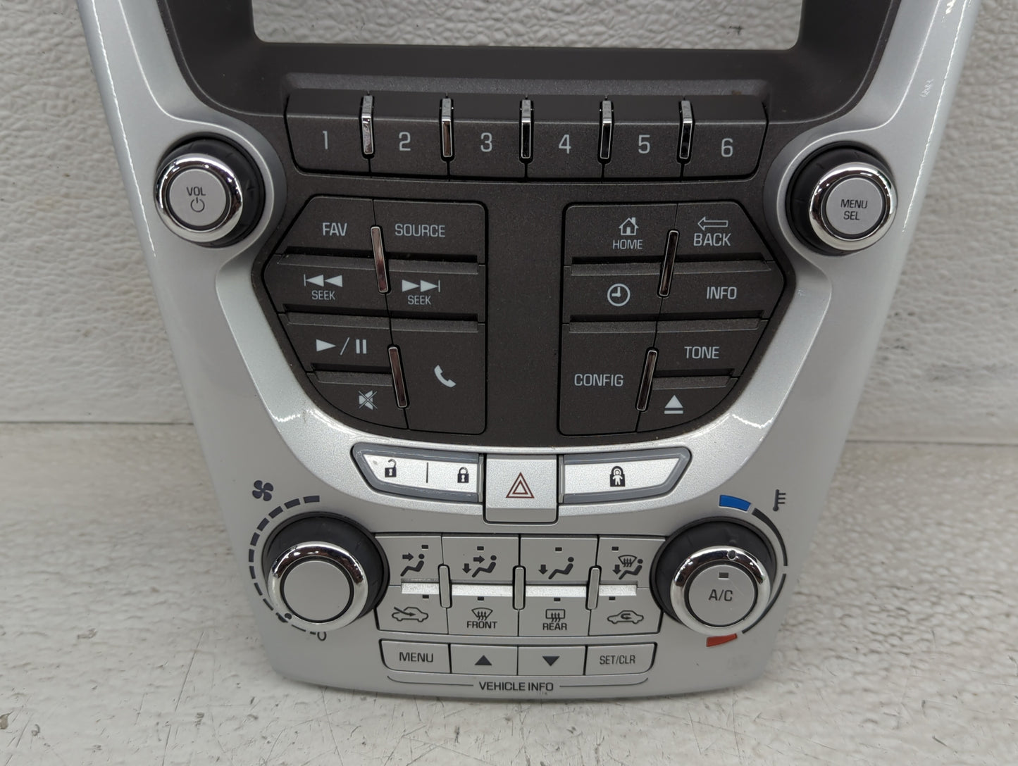 2012-2015 Chevrolet Equinox Radio Control Panel - Oemusedautoparts1.com