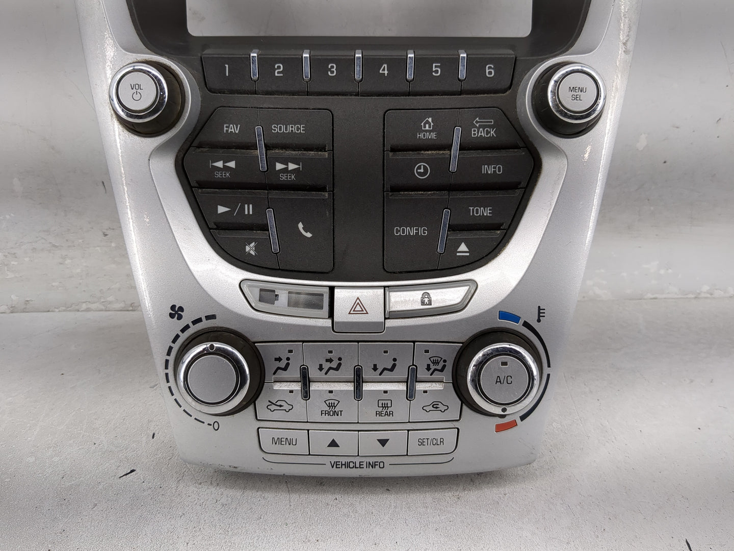 2012-2015 Chevrolet Equinox Radio Control Panel - Oemusedautoparts1.com