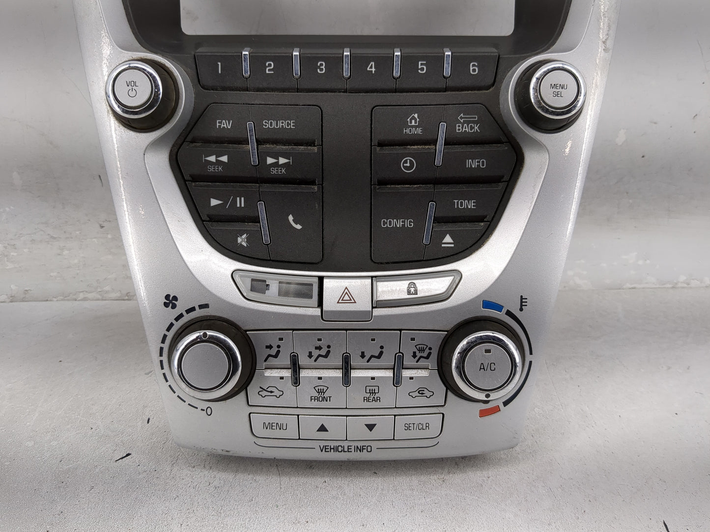 2012-2015 Chevrolet Equinox Radio Control Panel - Oemusedautoparts1.com