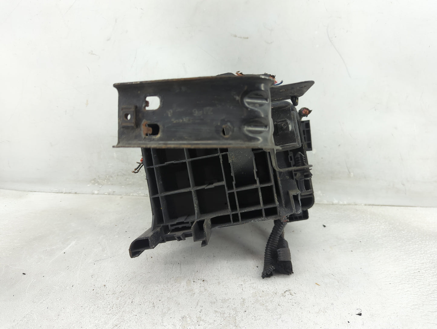 2013-2016 Chevrolet Equinox Fusebox Fuse Box Panel Relay Module P/N:22929763 01 Fits Fits 2013 2014 2015 2016 OEM Used Auto 