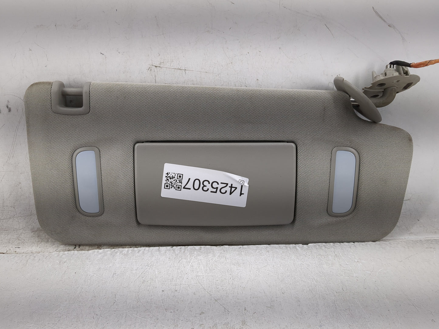 2010-2017 Chevrolet Equinox Sun Visor Shade Replacement Passenger Right Mirror Fits Fits 2010 2011 2012 2013 2014 2015 2016 
