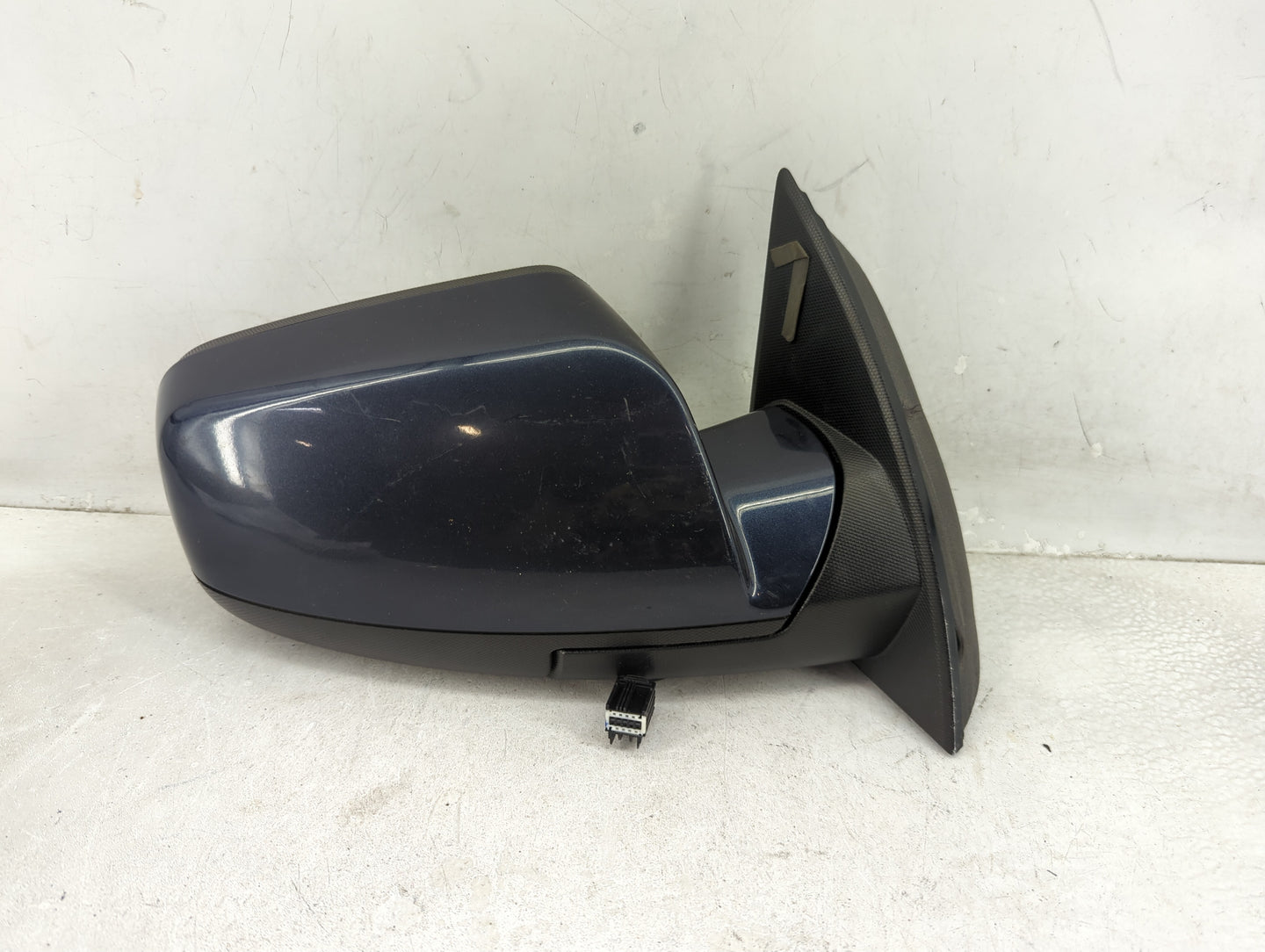 2015-2017 Chevrolet Equinox Driver Left Side View Power Door Mirror - Oemusedautoparts1.com