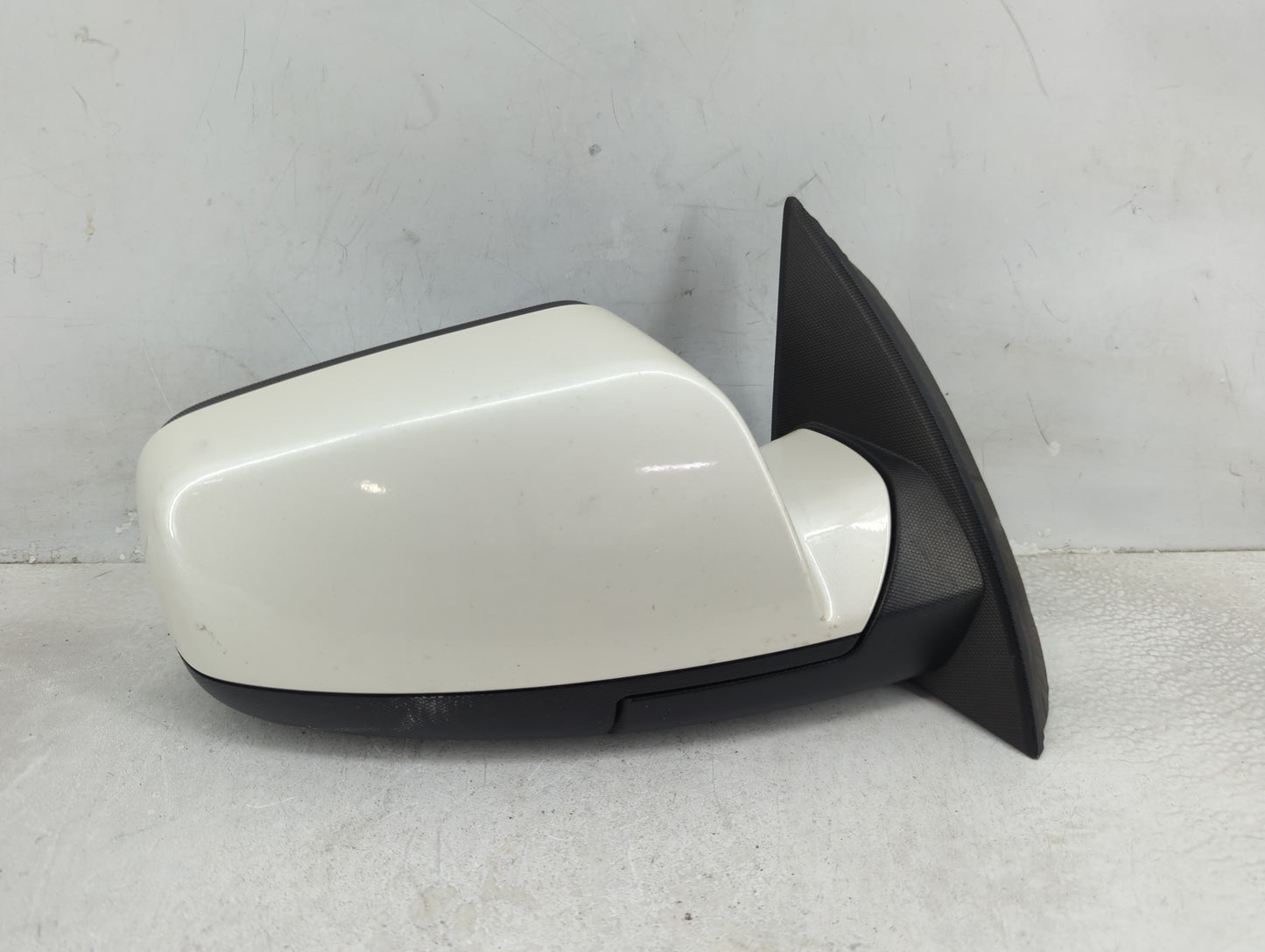 2015-2017 Chevrolet Equinox Driver Left Side View Manual Door Mirror - Oemusedautoparts1.com