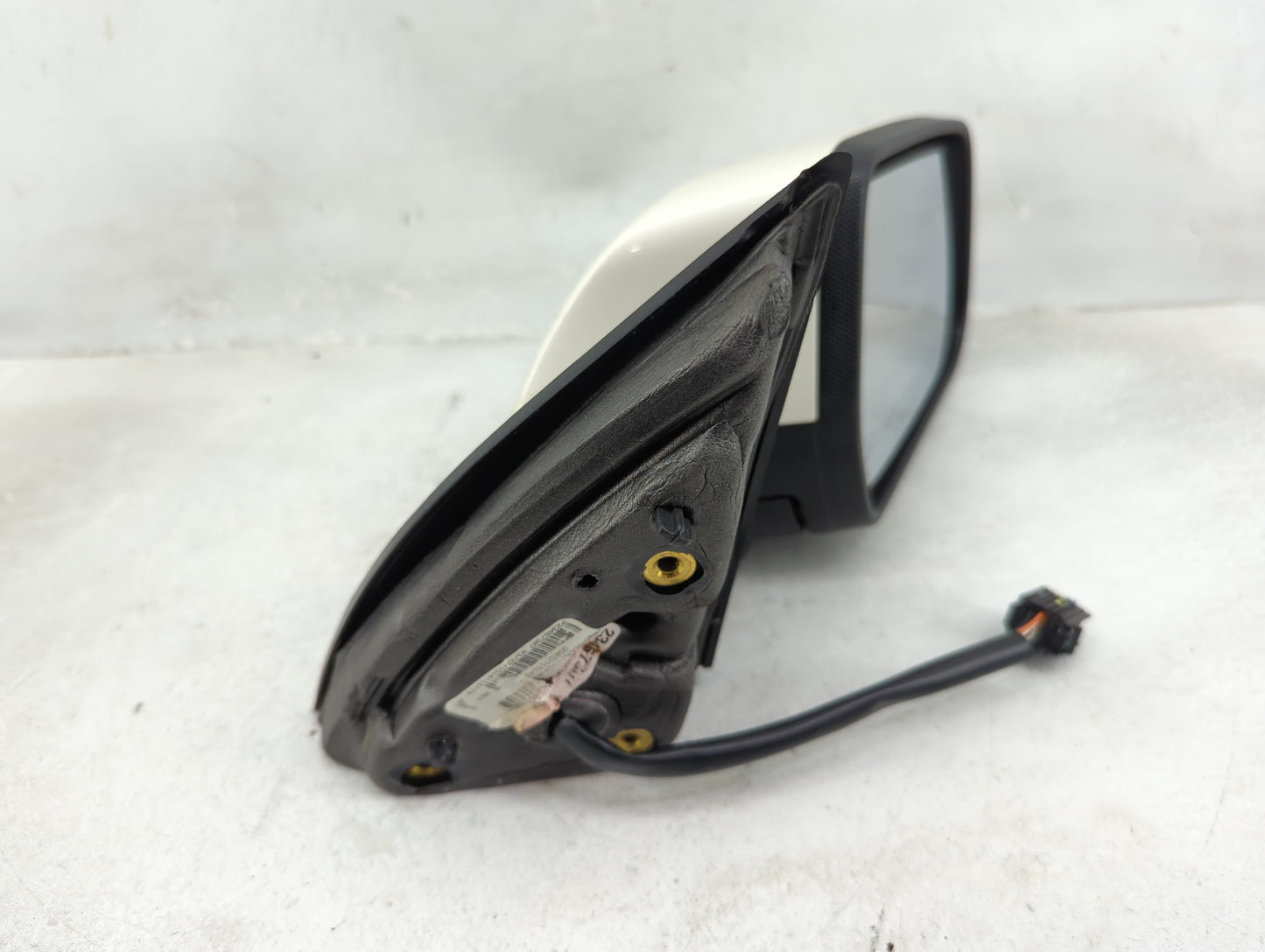 2015-2017 Chevrolet Equinox Driver Left Side View Manual Door Mirror - Oemusedautoparts1.com