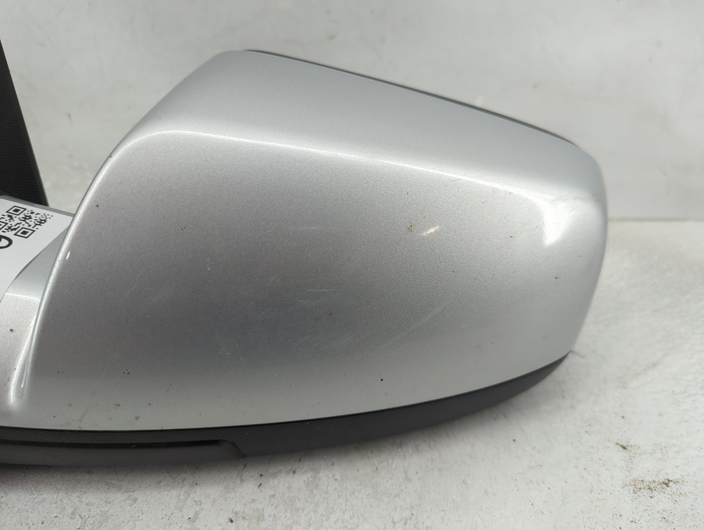 2015-2017 Chevrolet Equinox Driver Side View Mirror - Left Door Mirror OEM Used - Oemusedautoparts1.com