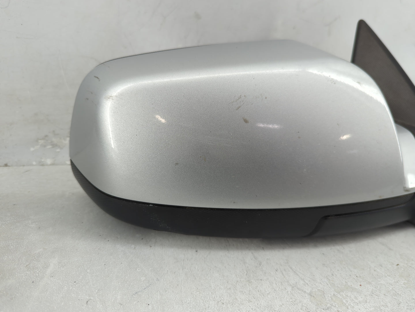 2015-2017 Chevrolet Equinox Passenger Side View Mirror - Right Door Mirror OEM Used - Oemusedautoparts1.com