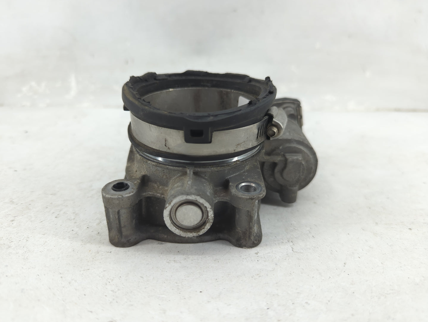 2012-2015 Chevrolet Equinox Throttle Body P/N:12632101CA Fits Fits 2012 2013 2014 2015 OEM Used Auto Parts - Oemusedautopart