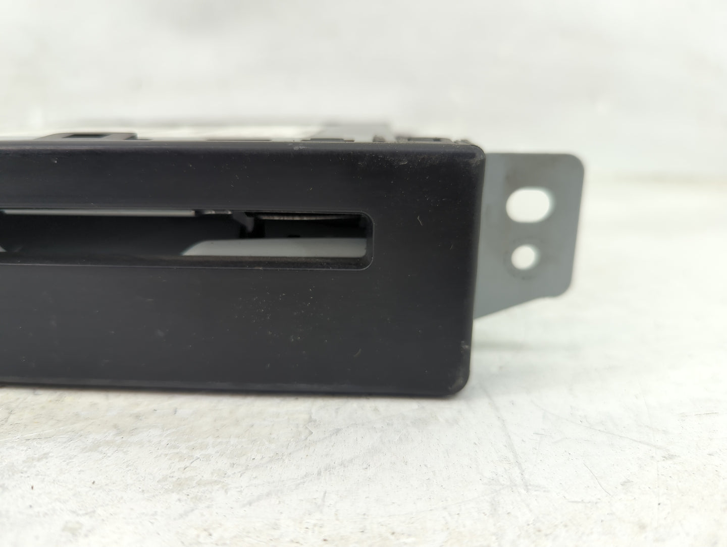 2015 Chevrolet Equinox Radio AM FM Cd Player Receiver Replacement P/N:13594481 TG5, 812425551 Fits Fits 2016 2017 2018 2019 