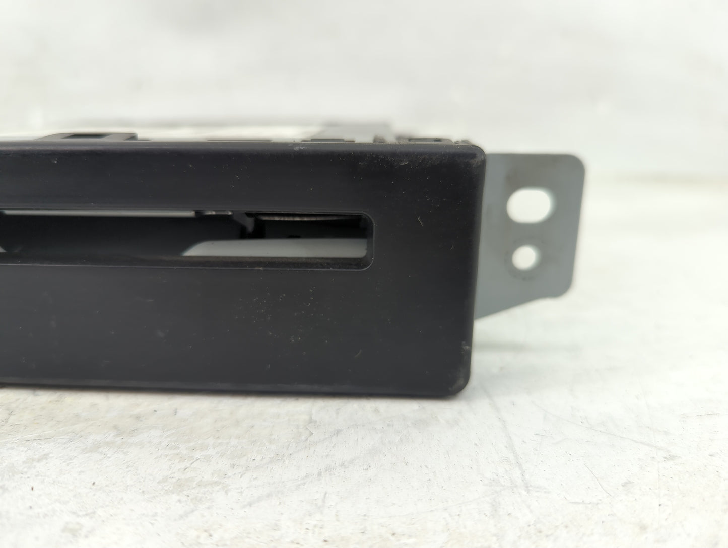 2015 Chevrolet Equinox Radio AM FM Cd Player Receiver Replacement P/N:13594481 TG5, 812425551 Fits Fits 2016 2017 2018 2019 