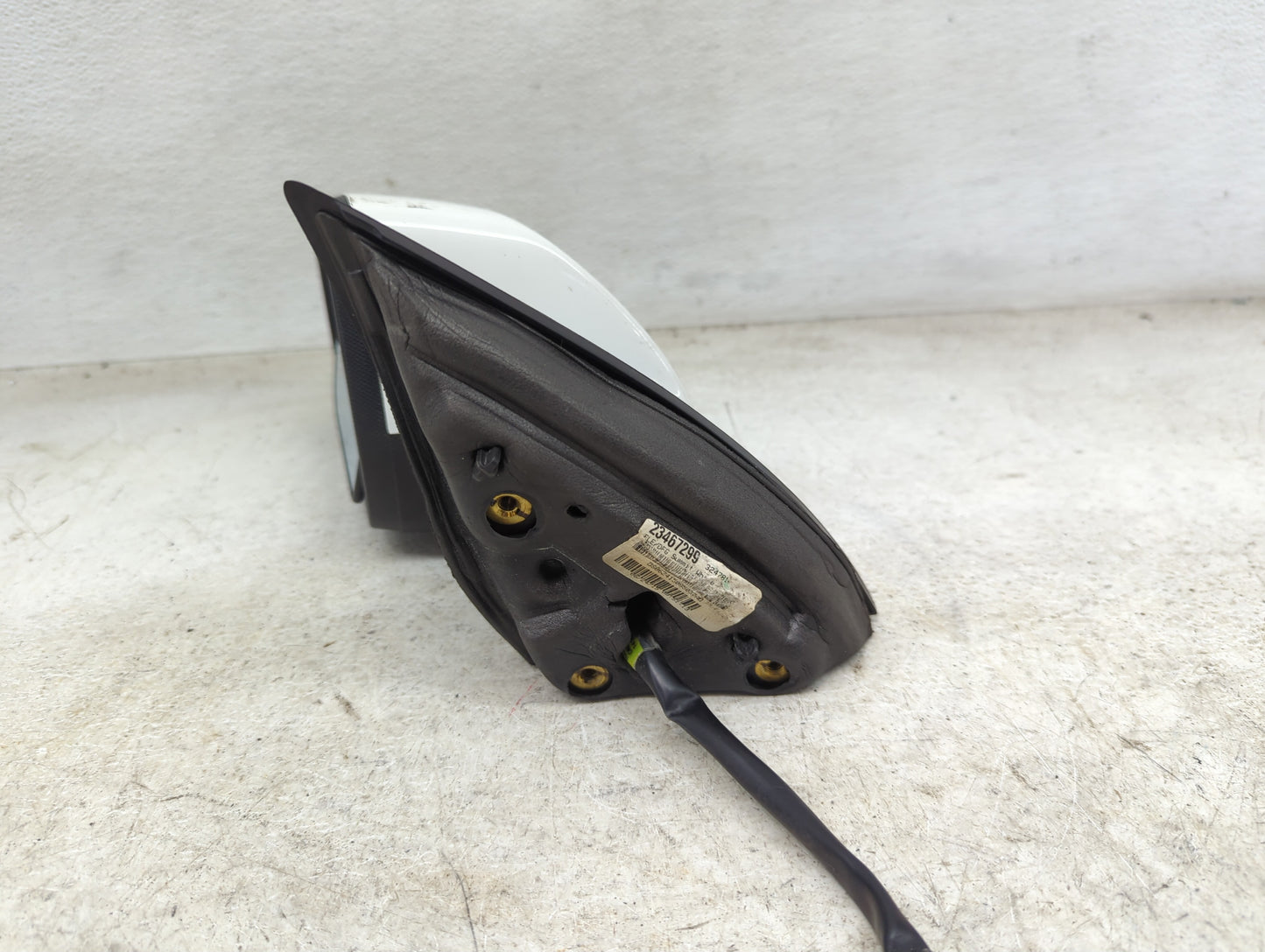 2015-2017 Chevrolet Equinox Driver Side View Mirror - Left Door Mirror OEM Used - Oemusedautoparts1.com