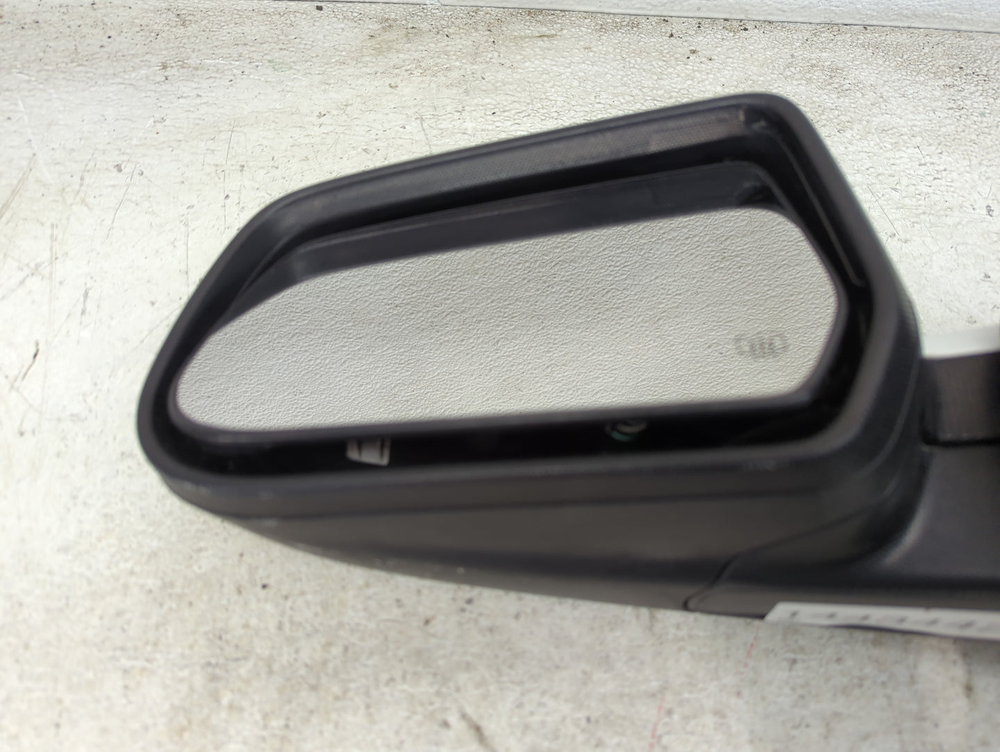 2015-2017 Chevrolet Equinox Driver Side View Mirror - Left Door Mirror OEM Used - Oemusedautoparts1.com