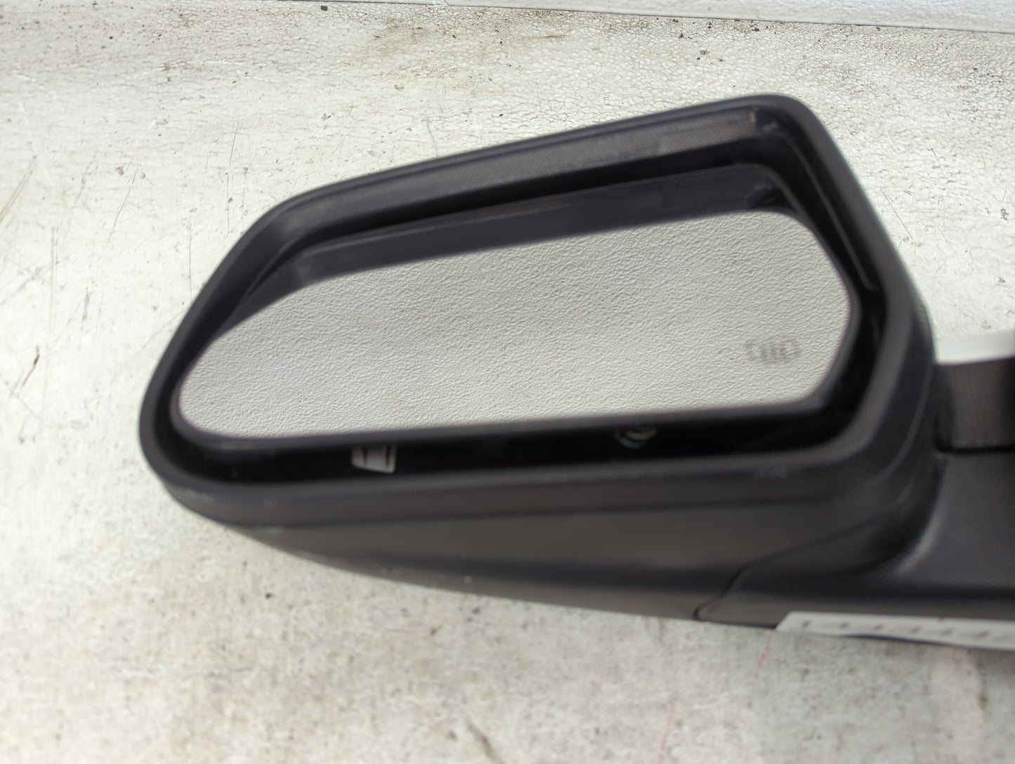 2015-2017 Chevrolet Equinox Driver Side View Mirror - Left Door Mirror OEM Used - Oemusedautoparts1.com