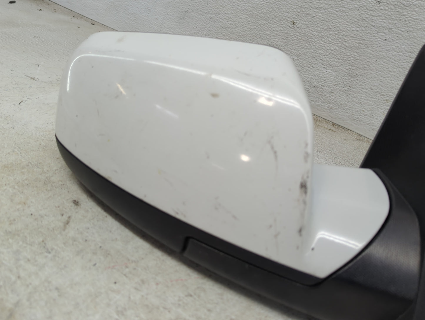 2015-2017 Chevrolet Equinox Passenger Side View Mirror - Right Door Mirror OEM Used - Oemusedautoparts1.com