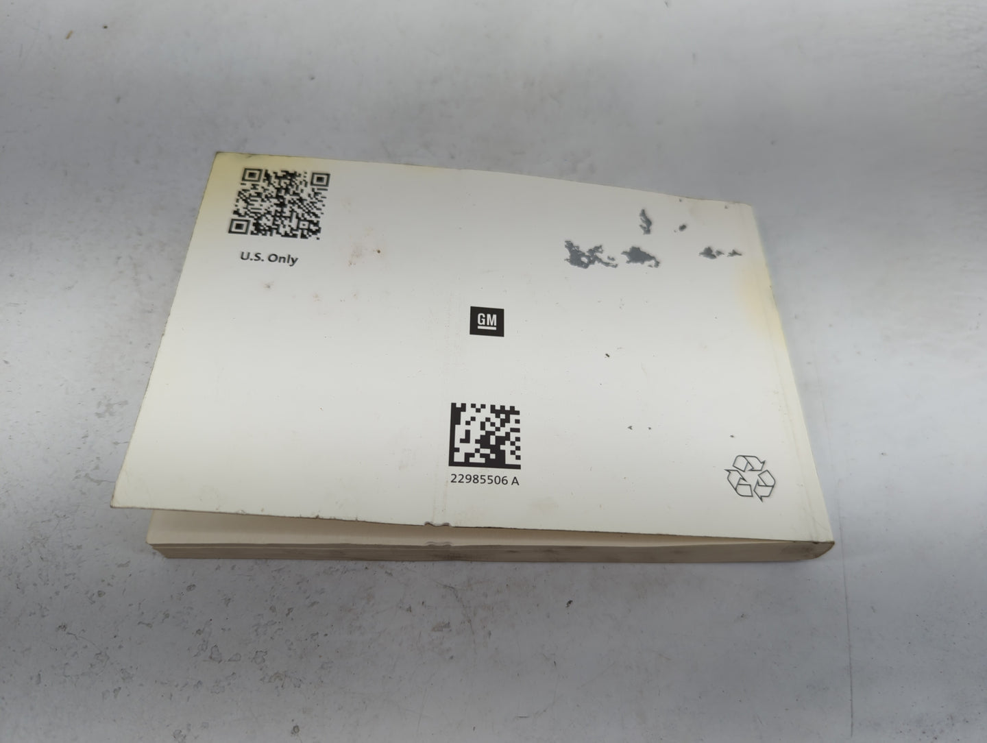 2015 Chevrolet Equinox Owners Manual Book Guide P/N:22985506 OEM Used Auto Parts - Oemusedautoparts1.com