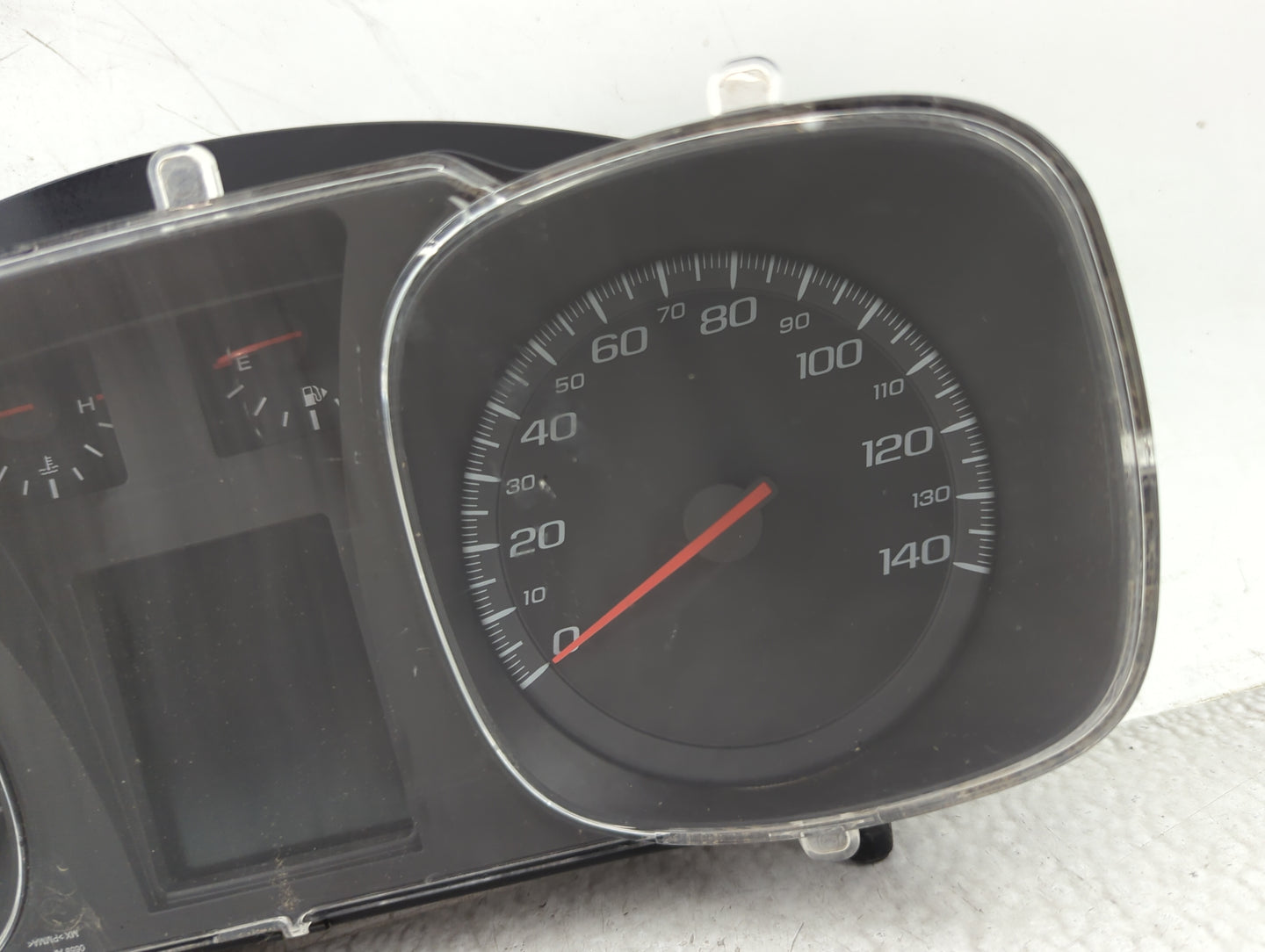 2013-2016 Chevrolet Equinox Instrument Cluster Speedometer Gauges Miles: Fits Fits 2013 2014 2015 2016 OEM Used Auto Parts -
