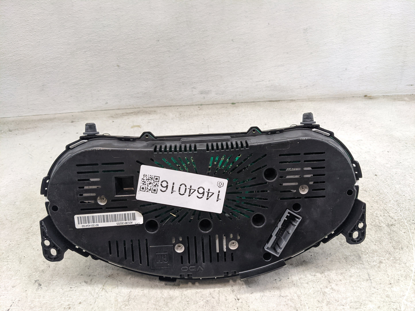 2013-2017 Chevrolet Equinox Instrument Cluster Speedometer Gauges P/N:23265863 812703197 Miles:158K Fits OEM Used Auto Parts