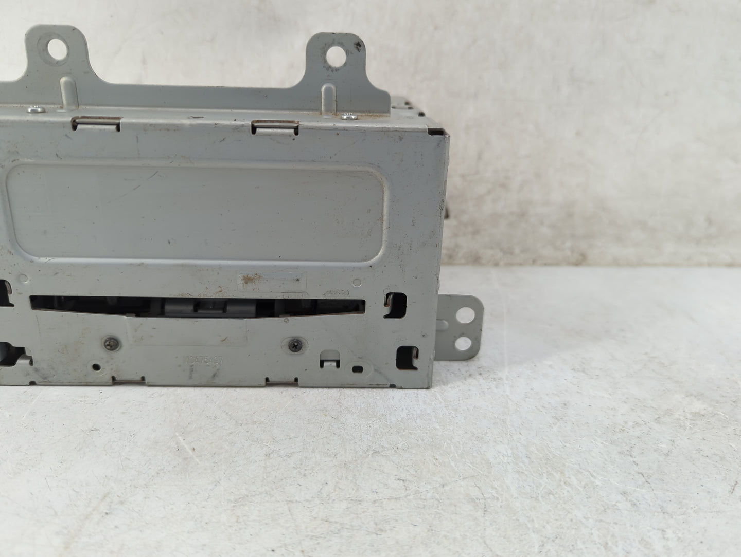 2014-2015 Chevrolet Equinox Radio AM FM Cd Player Receiver Replacement P/N:22976137 Fits Fits 2014 2015 2016 2017 OEM Used A