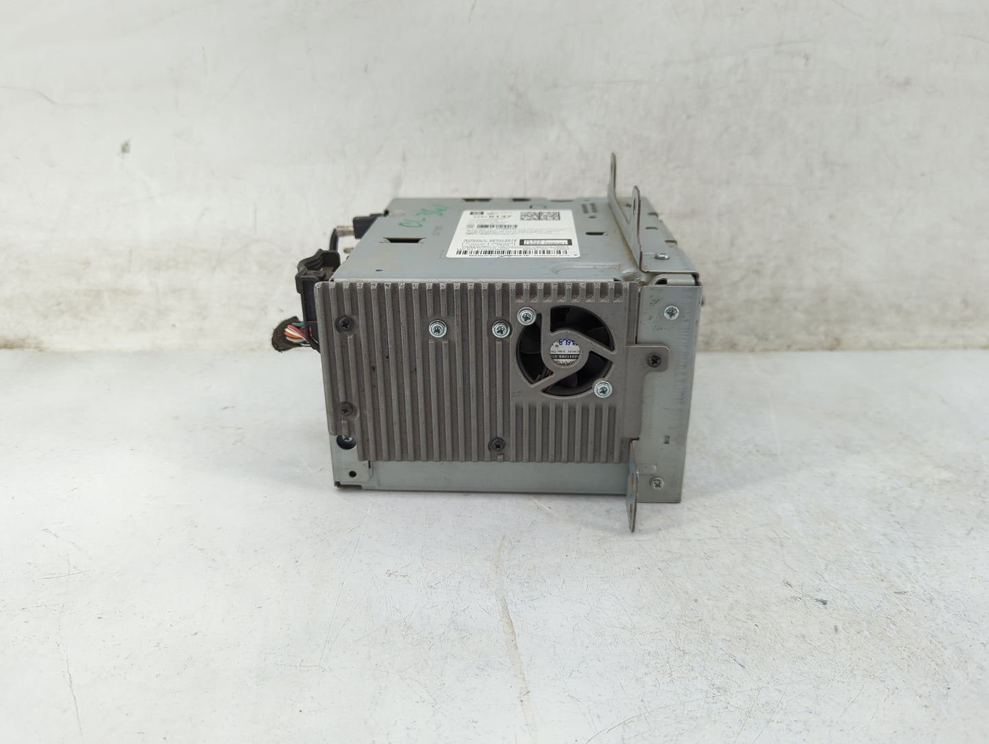 2014-2015 Chevrolet Equinox Radio AM FM Cd Player Receiver Replacement P/N:22976137 Fits Fits 2014 2015 2016 2017 OEM Used A