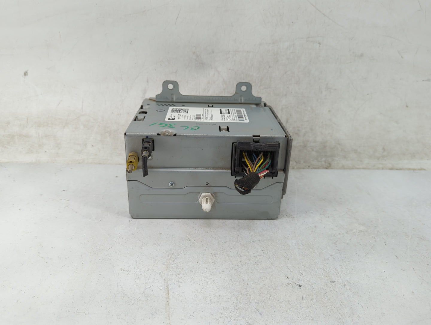 2014-2015 Chevrolet Equinox Radio AM FM Cd Player Receiver Replacement P/N:22976137 Fits Fits 2014 2015 2016 2017 OEM Used A