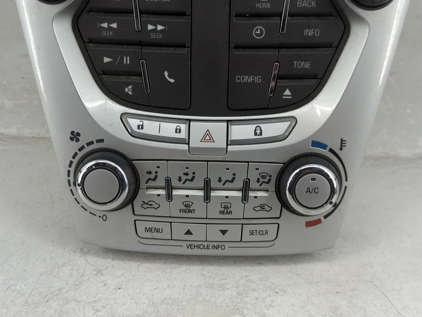 2015 Chevrolet Equinox Radio AM FM Cd Player Receiver Replacement P/N:23450883 90025-511/0004, 88888888 Fits Fits 2014 2016 