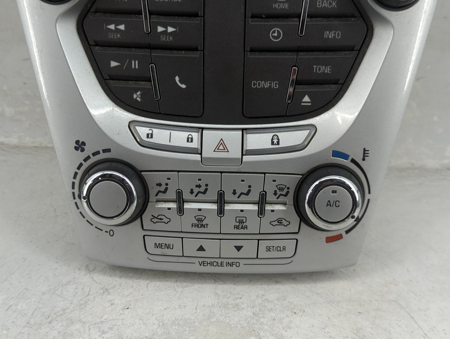 2015 Chevrolet Equinox Radio AM FM Cd Player Receiver Replacement P/N:23450883 90025-511/0004, 88888888 Fits Fits 2014 2016 