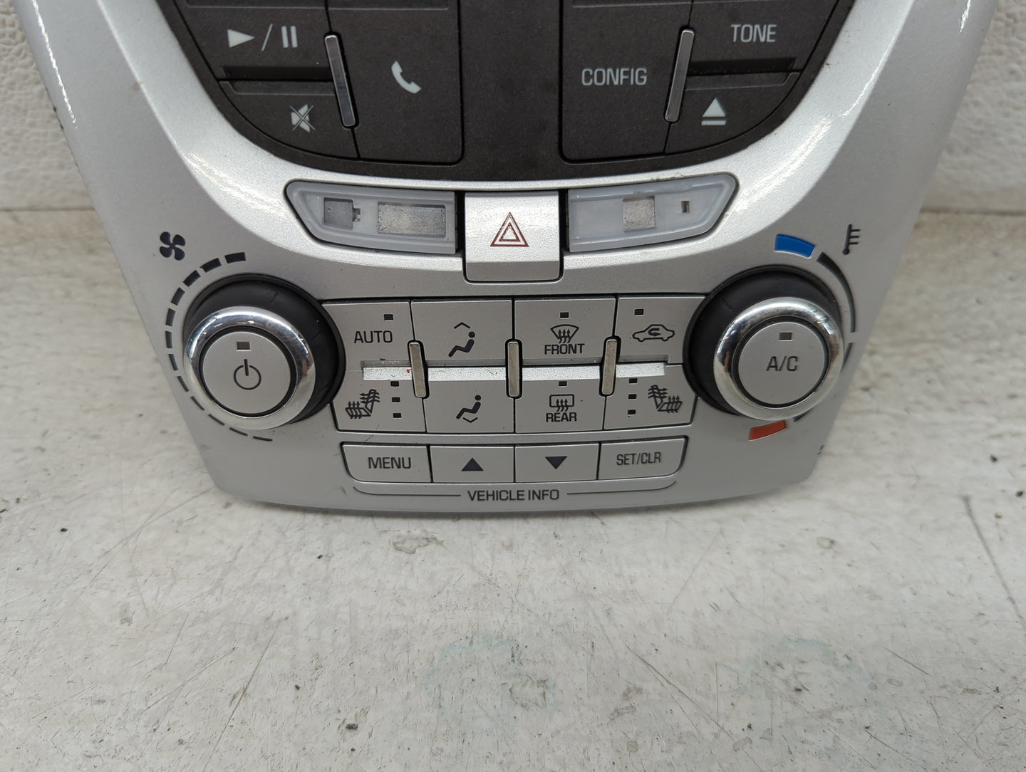 2015 Chevrolet Equinox Climate Control Module Temperature AC/Heater Replacement P/N:23450891 90025-516, 88888888 Fits OEM Us