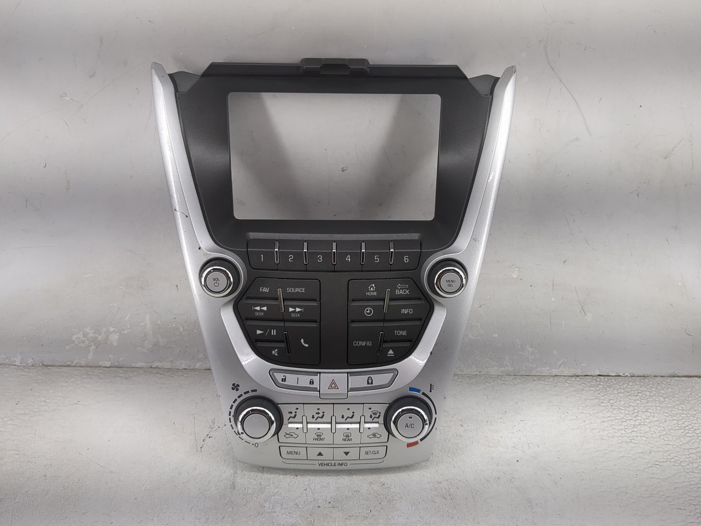 2015 Chevrolet Equinox Radio AM FM Cd Player Receiver Replacement P/N:23450883 90025-511/0004 Fits Fits 2014 2016 2017 OEM U