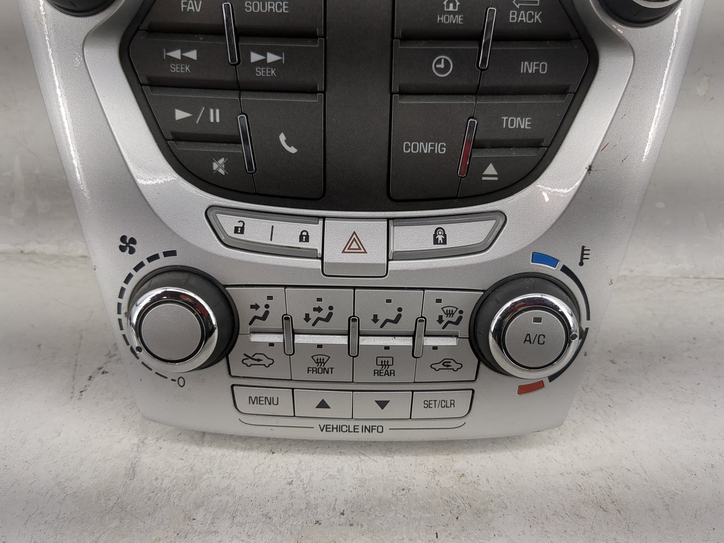 2015 Chevrolet Equinox Radio AM FM Cd Player Receiver Replacement P/N:23450883 90025-511/0004 Fits Fits 2014 2016 2017 OEM U