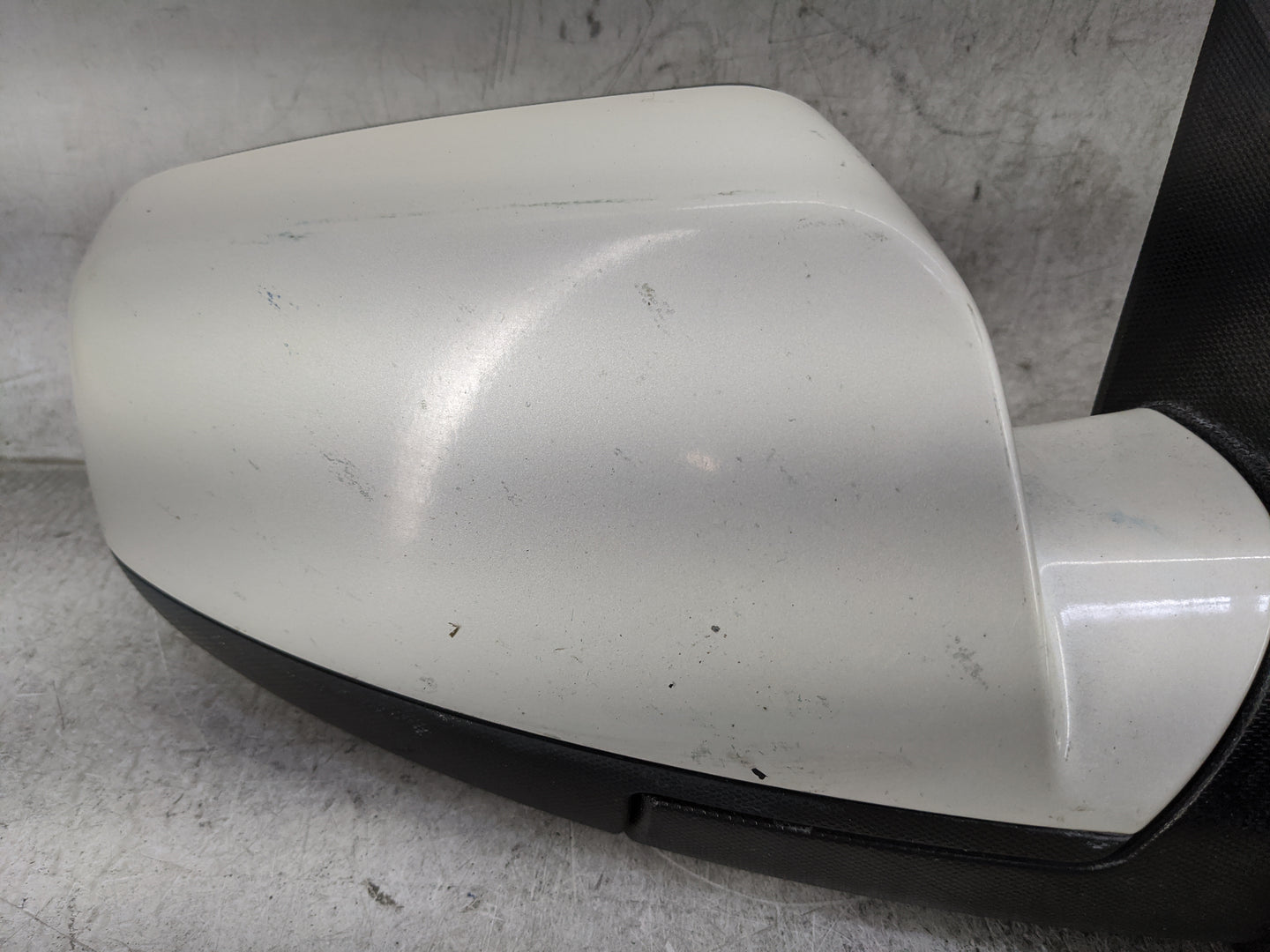 2015-2017 Chevrolet Equinox Passenger Side View Mirror - Right Door Mirror OEM Used - Oemusedautoparts1.com