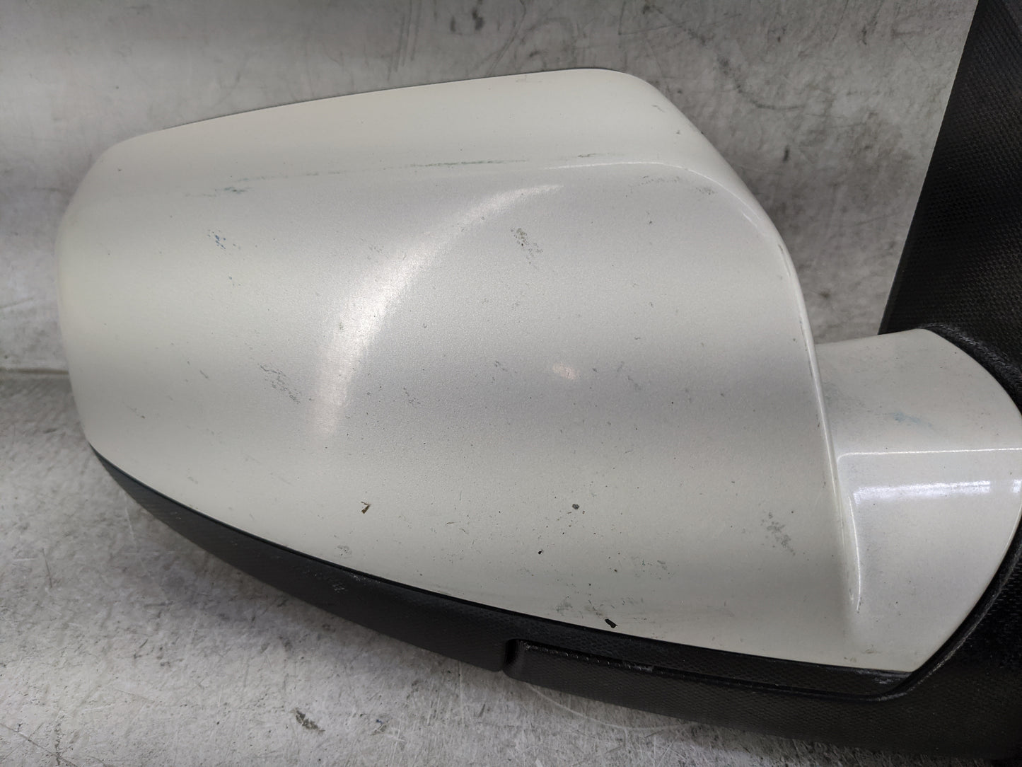 2015-2017 Chevrolet Equinox Passenger Side View Mirror - Right Door Mirror OEM Used - Oemusedautoparts1.com