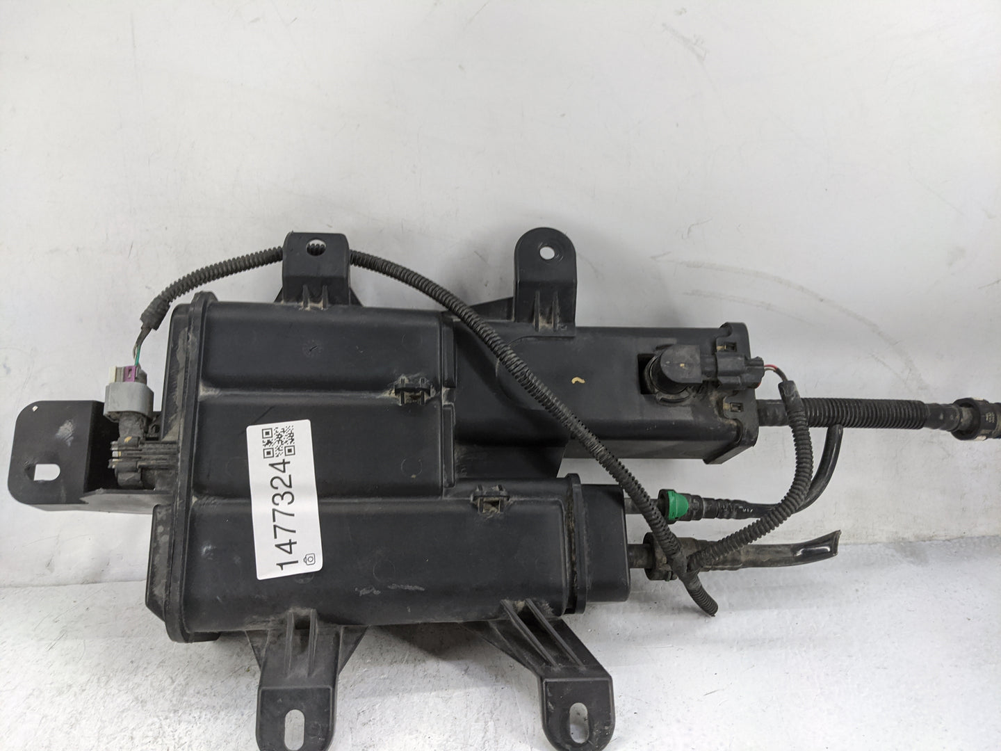 2015 Chevrolet Equinox Fuel Vapor Charcoal Canister - Oemusedautoparts1.com