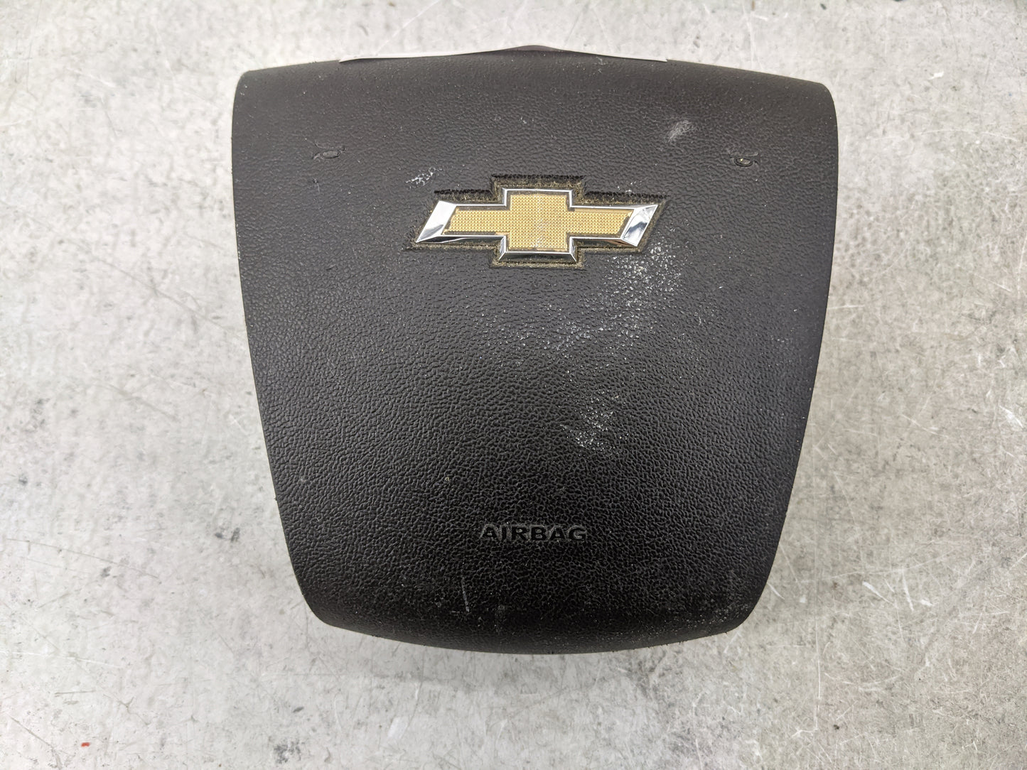 2010-2017 Chevrolet Equinox Air Bag Driver Left Steering Wheel Mounted 1477600 - Oemusedautoparts1.com