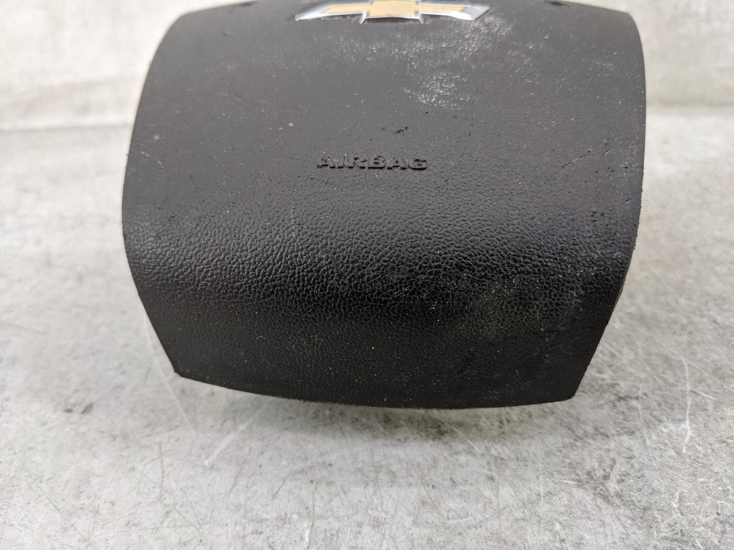 2010-2017 Chevrolet Equinox Air Bag Driver Left Steering Wheel Mounted 1477600 - Oemusedautoparts1.com