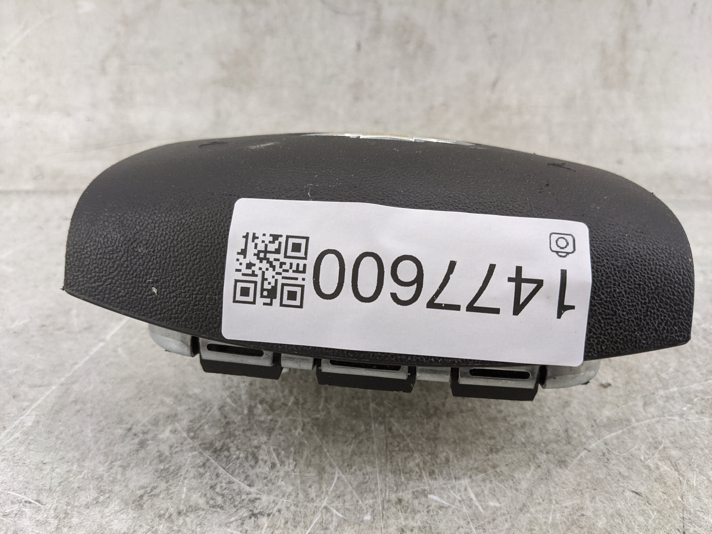 2010-2017 Chevrolet Equinox Air Bag Driver Left Steering Wheel Mounted 1477600 - Oemusedautoparts1.com