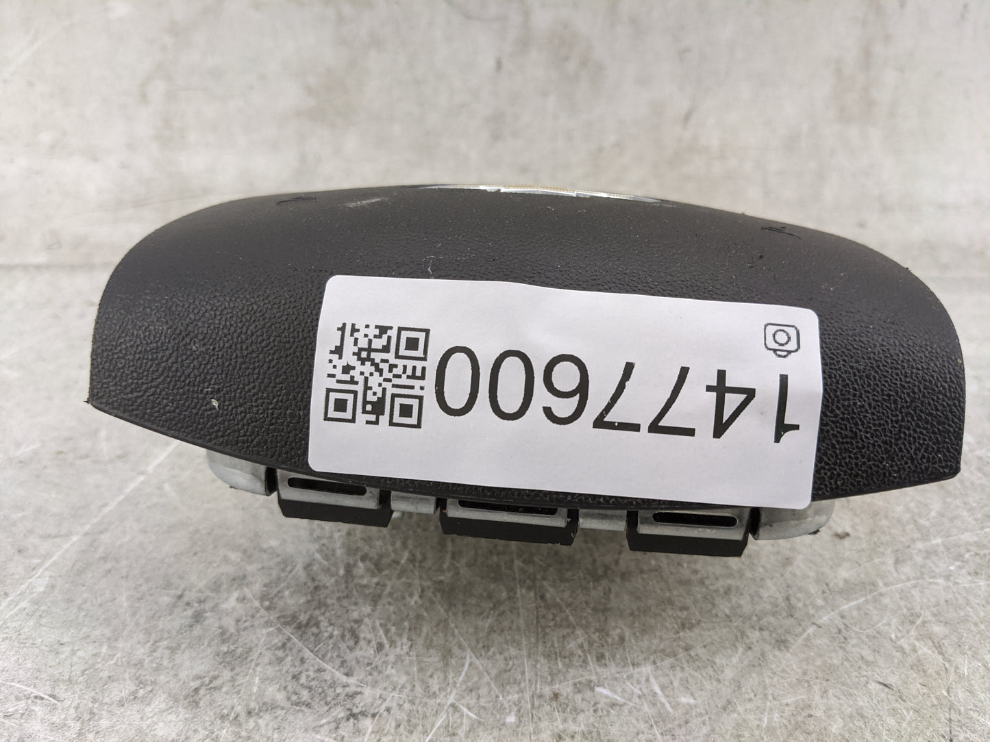 2010-2017 Chevrolet Equinox Air Bag Driver Left Steering Wheel Mounted 1477600 - Oemusedautoparts1.com
