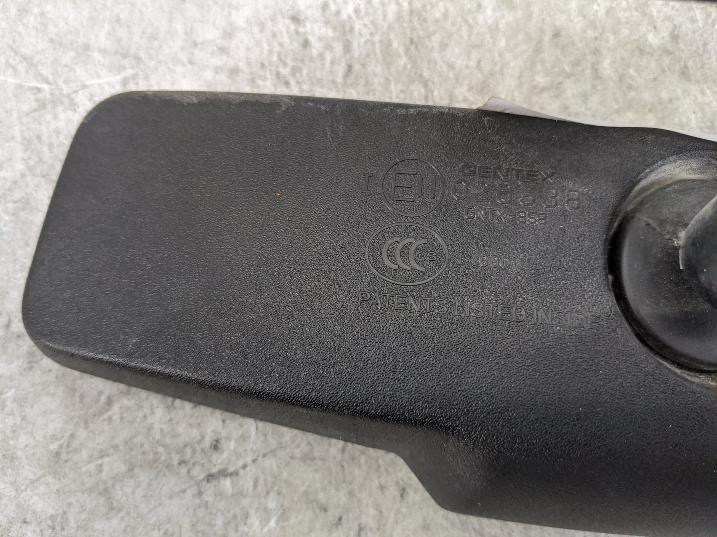 2010-2017 Chevrolet Equinox Interior Rear View Mirror Replacement OEM P/N:E11 026538 GNTX-858 Fits OEM Used Auto Parts - Oem