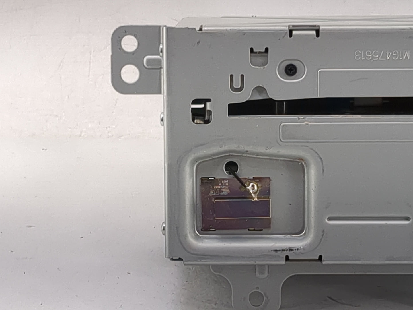 2015 Chevrolet Equinox Radio AM FM Cd Player Receiver Replacement P/N:23495273 GA-130-COLR-NT Fits Fits 2014 2016 2017 OEM U