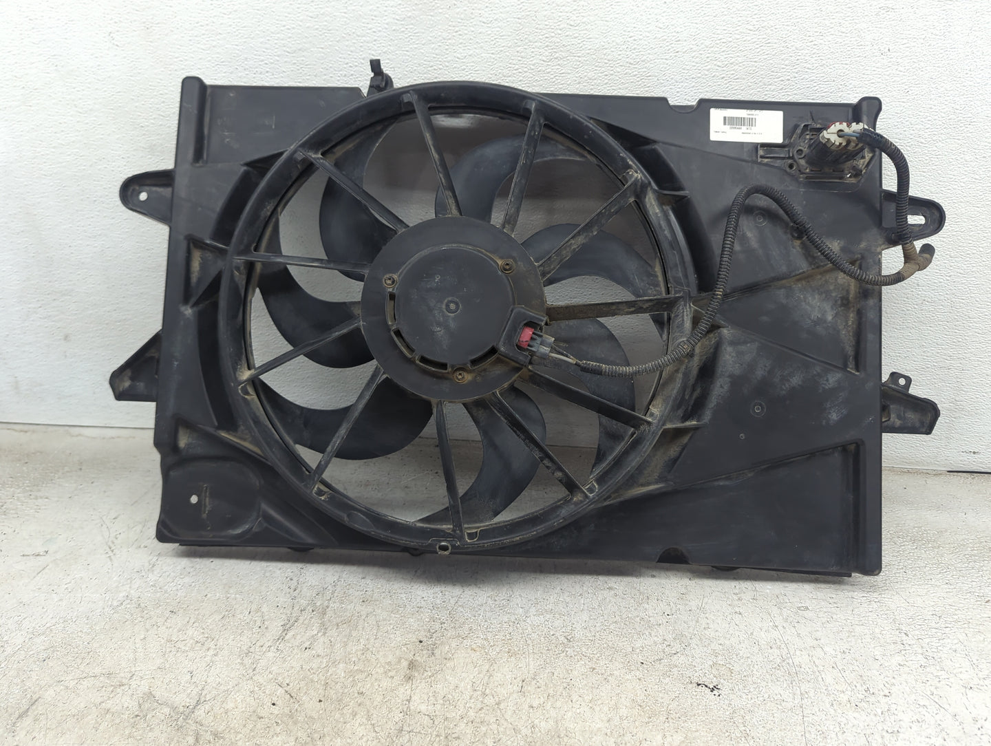2010-2017 Chevrolet Equinox Electric Radiator Cooling Fan Motor Assembly Fits Fits 2010 2011 2012 2013 2014 2015 2016 2017 O